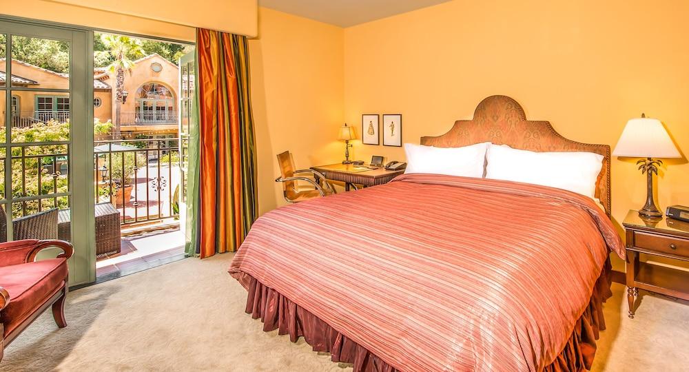 Gatos Hotel