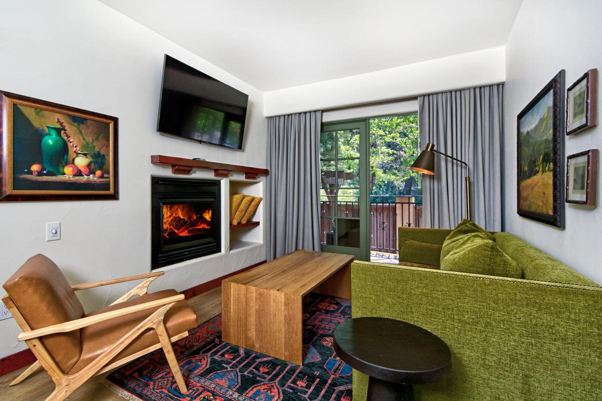 Gatos Hotel